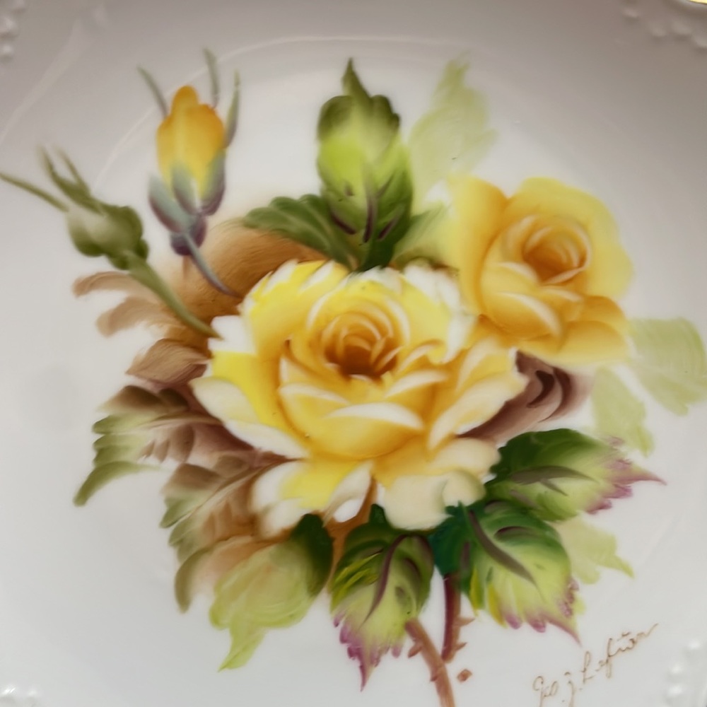 Hand Painted Vintage Lefton China Decorative Plate signed yellow roses gold rim - Picture 2 of 8